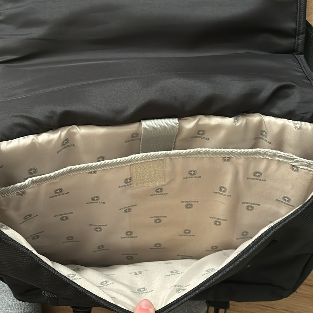 Swiss Computer Bag - Picture 3 of 4